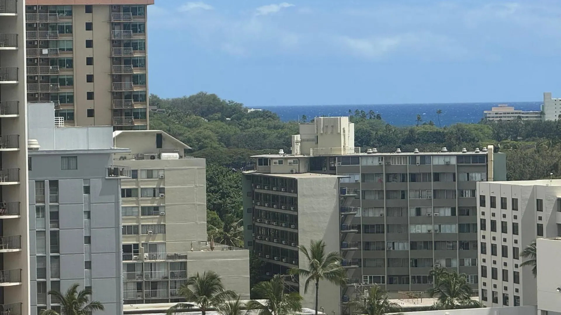 Aloha Waikiki Condo 2Beds, 2Baths, Free Parking. Honolulu USA