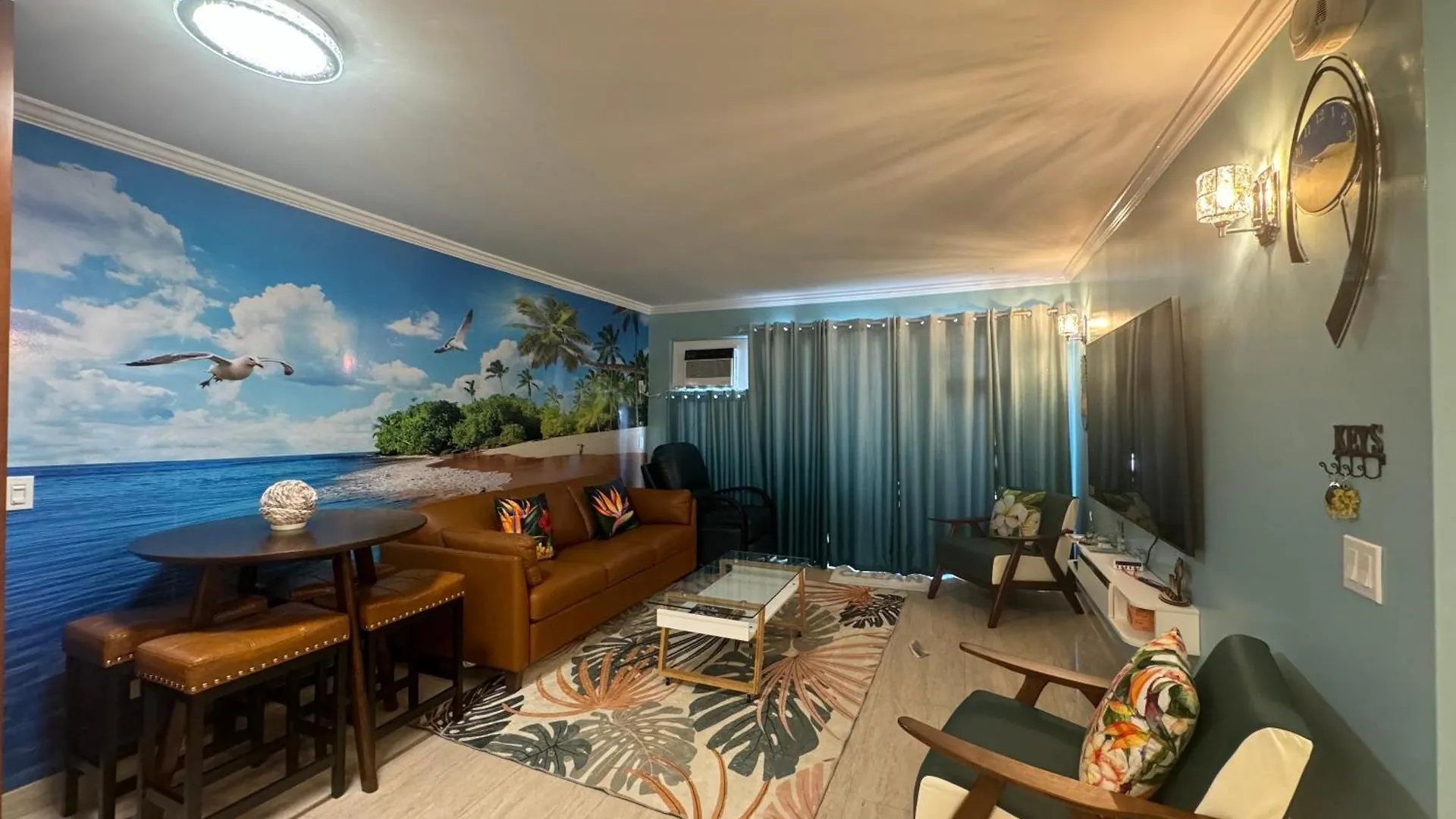 Aloha Waikiki Condo 2Beds, 2Baths, Free Parking. Honolulu Lejlighed